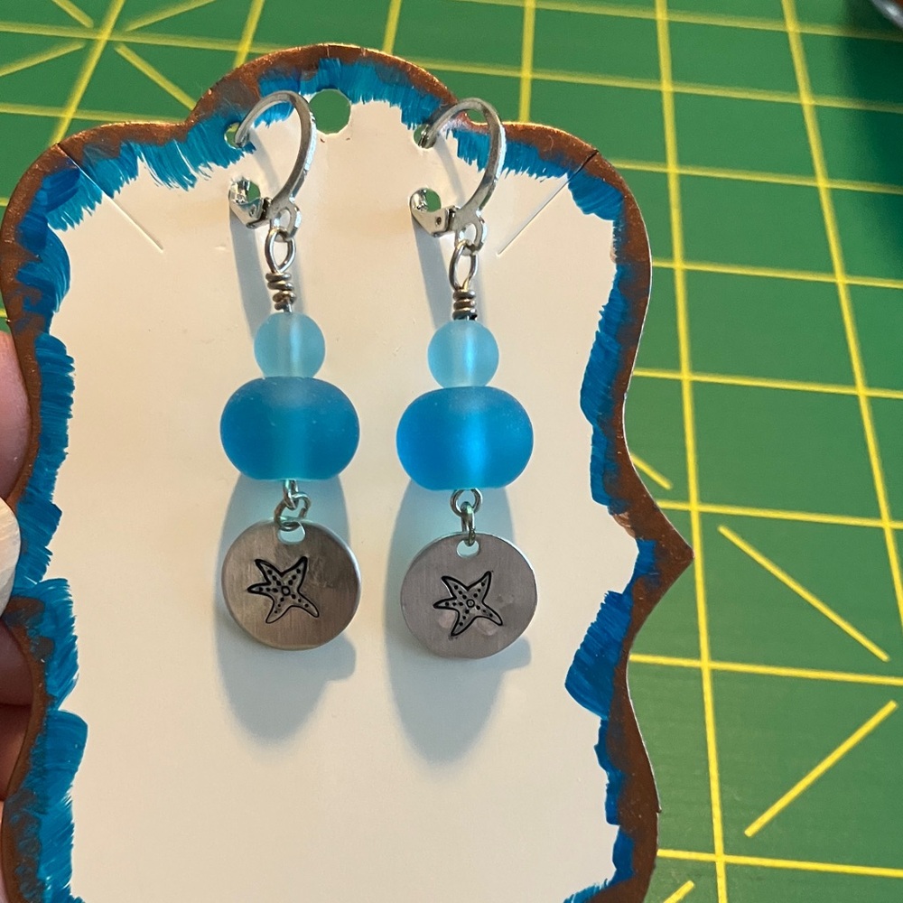 Blue Sea Glass and Starfish Stamped Earrings NWOT